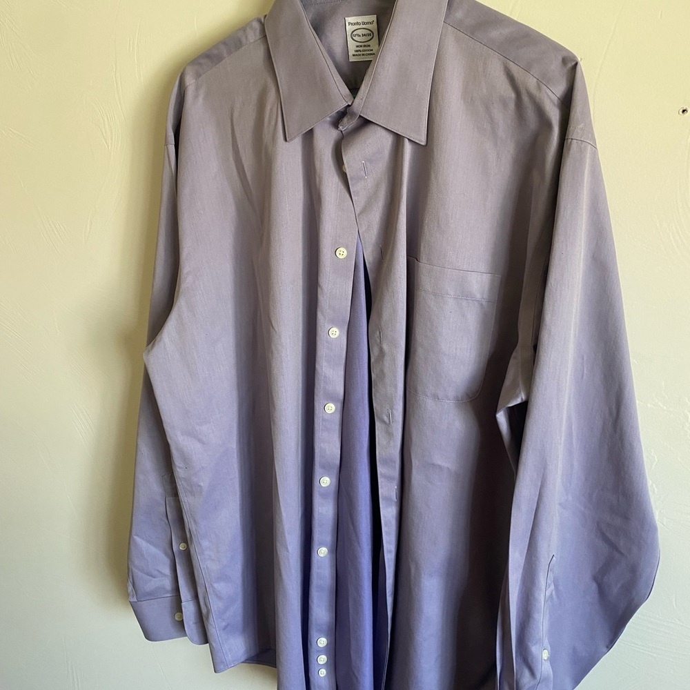 Men’s Pronto Uomo Long Sleeve Dress Shirt.